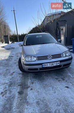 Універсал Volkswagen Golf 2002 в Тернополі