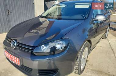 Универсал Volkswagen Golf 2010 в Камне-Каширском