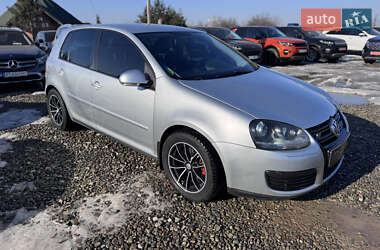 Хетчбек Volkswagen Golf 2007 в Івано-Франківську