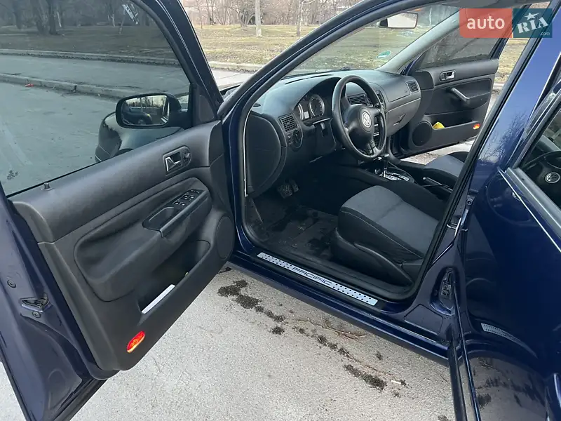 Volkswagen Golf 2003 VIN WVWZZZ1JZ3W629119 фото оголошення 12 з 77
