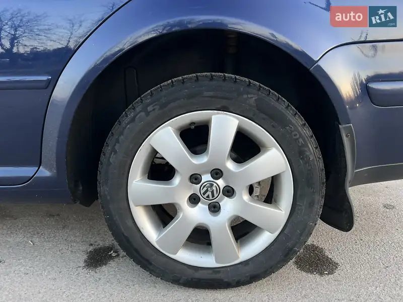 Volkswagen Golf 2003 VIN WVWZZZ1JZ3W629119 фото оголошення 22 з 77