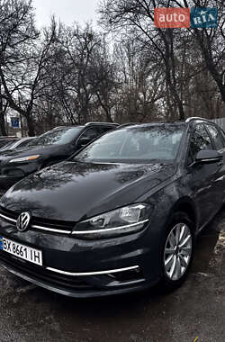 Универсал Volkswagen Golf 2020 в Хмельницком