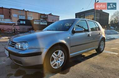Хетчбек Volkswagen Golf 2002 в Хмельницькому