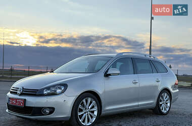 Універсал Volkswagen Golf 2011 в Радивиліві