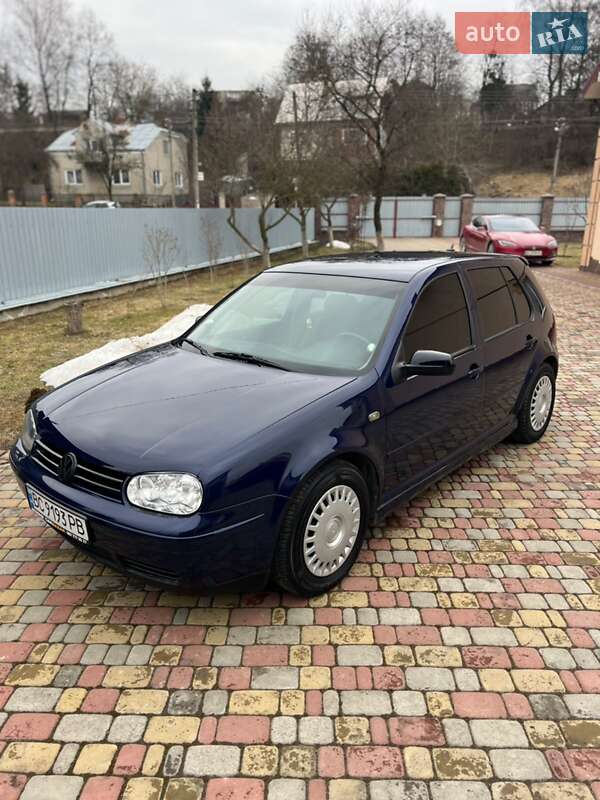 Volkswagen Golf 2000