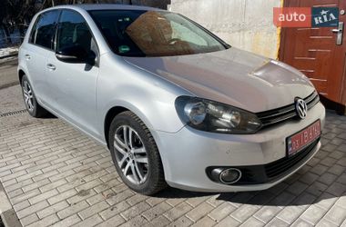 Хэтчбек Volkswagen Golf 2010 в Хмельницком