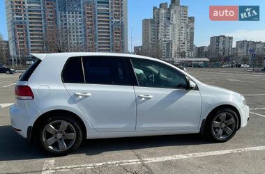 Хэтчбек Volkswagen Golf 2012 в Киеве