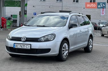 Универсал Volkswagen Golf 2012 в Киеве