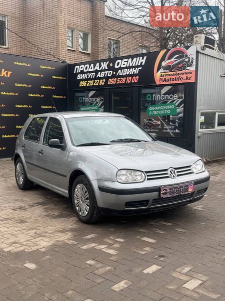 Volkswagen Golf 2002