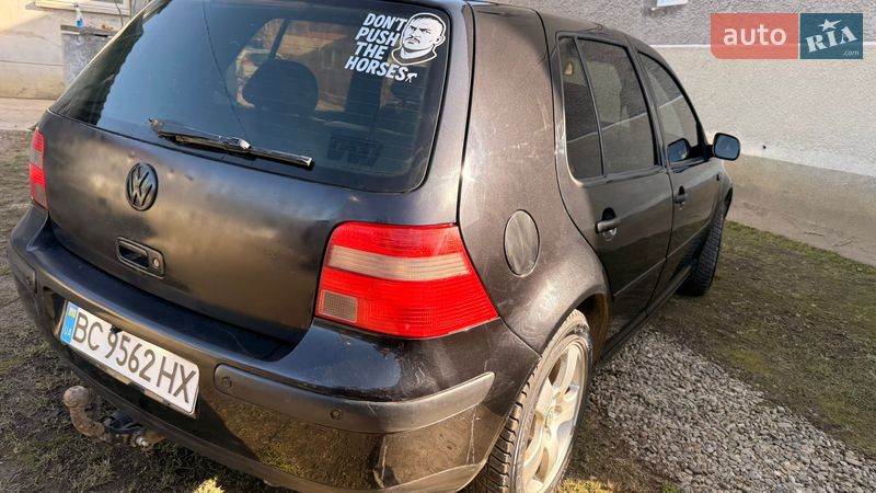 Хэтчбек Volkswagen Golf 2002 в Стрые