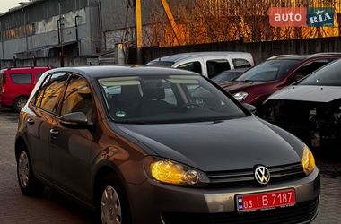 Хэтчбек Volkswagen Golf 2009 в Луцке