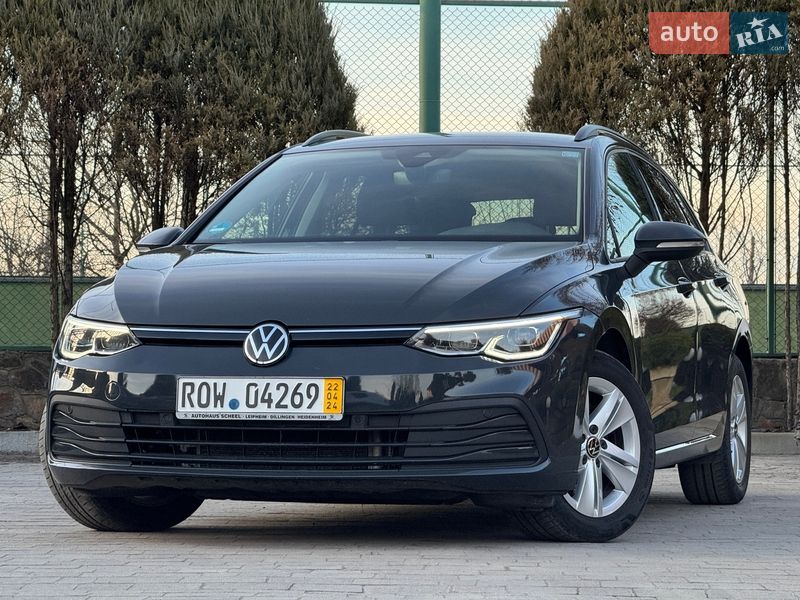 Volkswagen Golf 2021