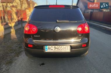 Хэтчбек Volkswagen Golf 2006 в Ковеле
