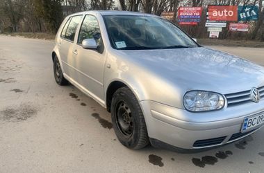 Хэтчбек Volkswagen Golf 2001 в Львове
