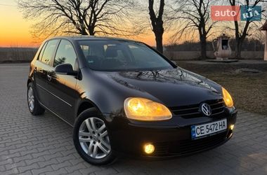 Хетчбек Volkswagen Golf 2007 в Чернівцях
