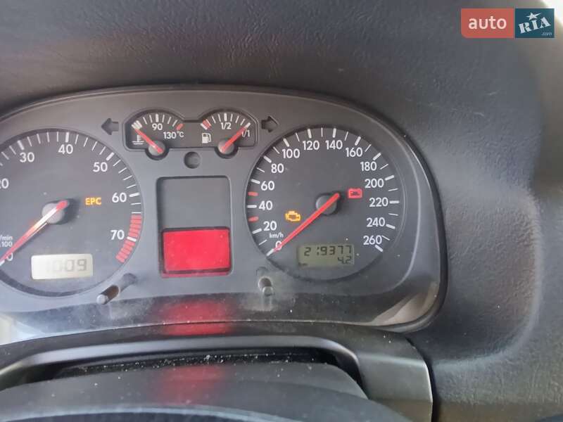 Volkswagen Golf 2000