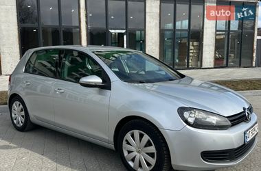 Хетчбек Volkswagen Golf 2010 в Львові