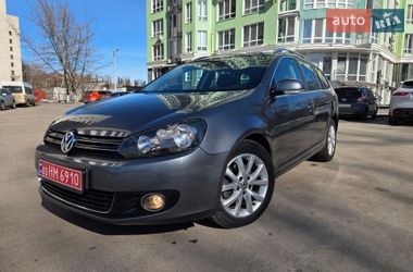 Универсал Volkswagen Golf 2009 в Чернигове