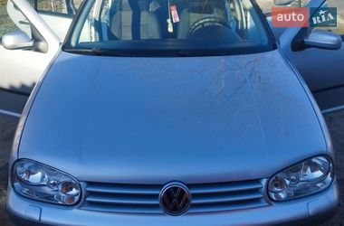 Хэтчбек Volkswagen Golf 2003 в Черкассах