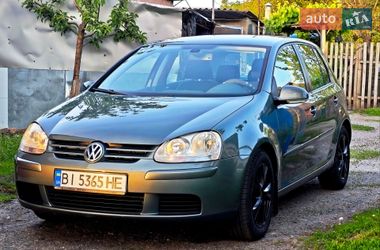 Хэтчбек Volkswagen Golf 2004 в Лубнах