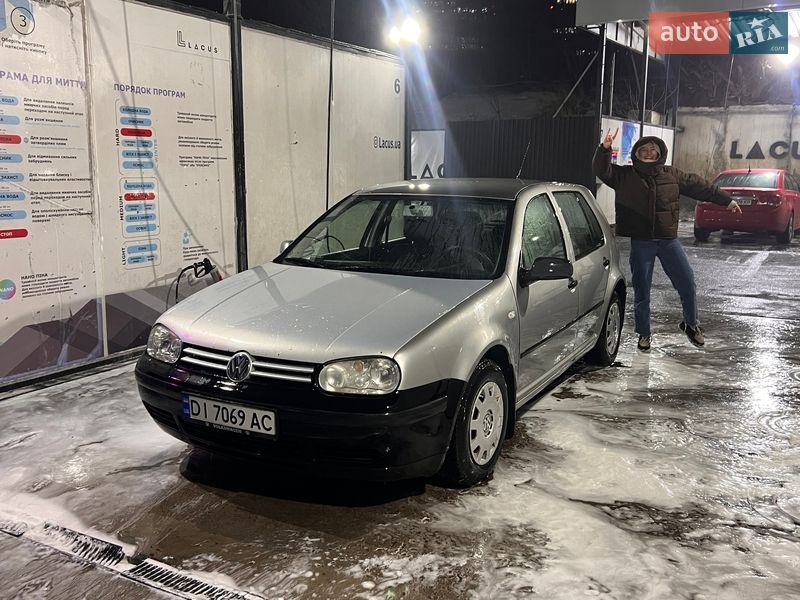 Volkswagen Golf 2002