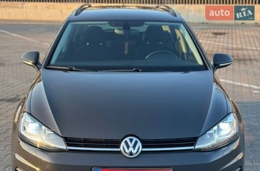 Універсал Volkswagen Golf 2017 в Луцьку