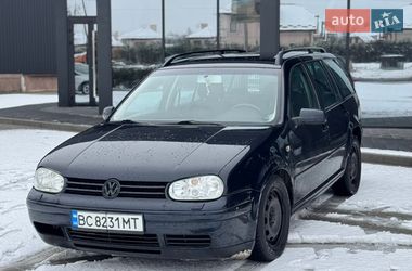 Універсал Volkswagen Golf 2001 в Шептицькому