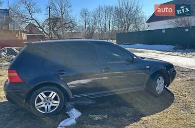 Хэтчбек Volkswagen Golf 2001 в Калиновке