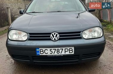 Хэтчбек Volkswagen Golf 2003 в Мостиске