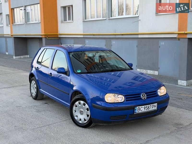 Хэтчбек Volkswagen Golf 2001 в Дрогобыче