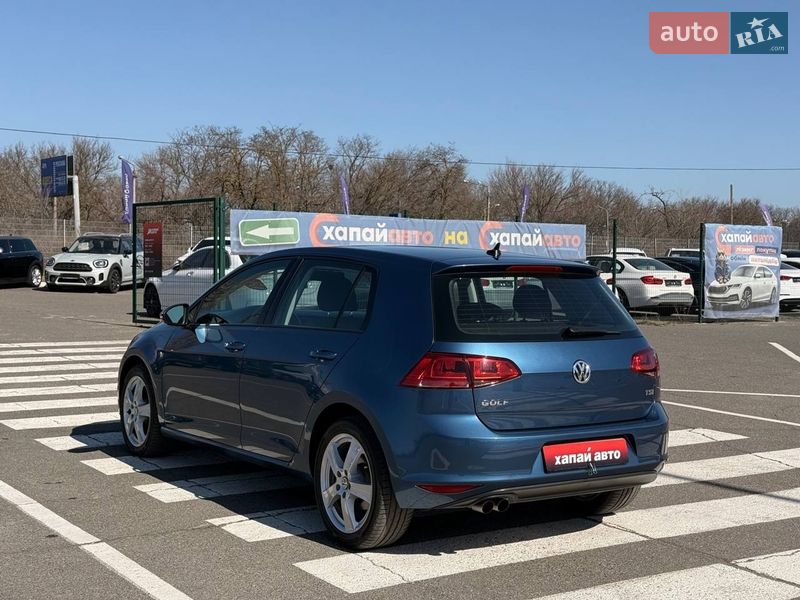 Хэтчбек Volkswagen Golf 2017 в Одессе
