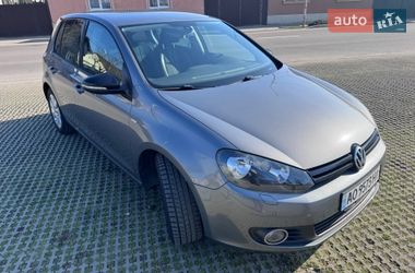 Хэтчбек Volkswagen Golf 2012 в Мукачево