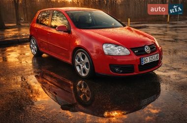 Хэтчбек Volkswagen Golf 2007 в Харькове