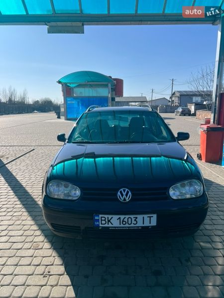 Volkswagen Golf 2001