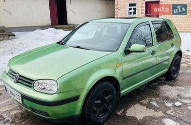 Хетчбек Volkswagen Golf 1998 в Чорткові