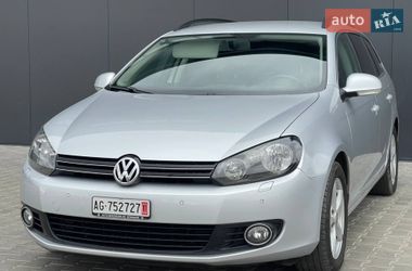 Универсал Volkswagen Golf 2010 в Чернигове
