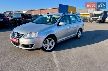Універсал Volkswagen Golf 2009 в Житомирі