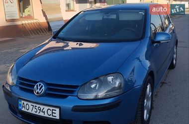 Хэтчбек Volkswagen Golf 2004 в Мукачево
