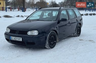 Універсал Volkswagen Golf 2001 в Шептицькому