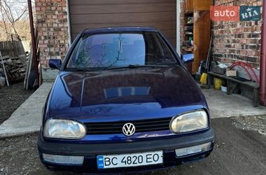 Хетчбек Volkswagen Golf 1992 в Надвірній