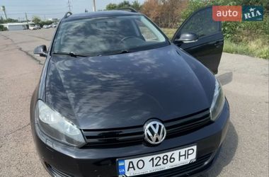 Универсал Volkswagen Golf 2010 в Ужгороде