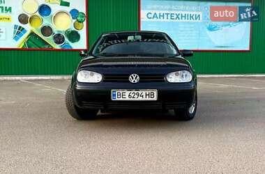 Хэтчбек Volkswagen Golf 2002 в Херсоне