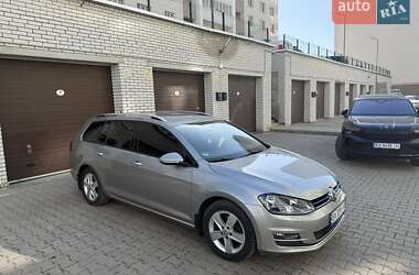 Універсал Volkswagen Golf 2016 в Хмельницькому