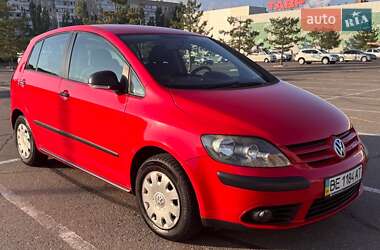 Хэтчбек Volkswagen Golf 2009 в Николаеве