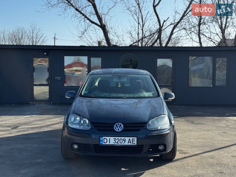 Volkswagen Golf 2004