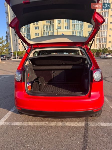 Хэтчбек Volkswagen Golf 2009 в Николаеве