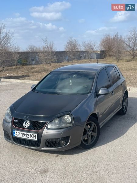 Volkswagen Golf 2005