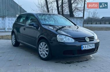 Хэтчбек Volkswagen Golf 2004 в Надворной
