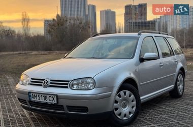 Універсал Volkswagen Golf 2005 в Києві