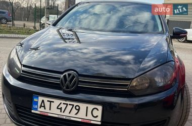 Хэтчбек Volkswagen Golf 2010 в Ивано-Франковске